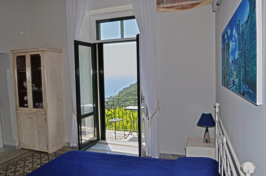 villa verde sul mare Vietri Exterior foto